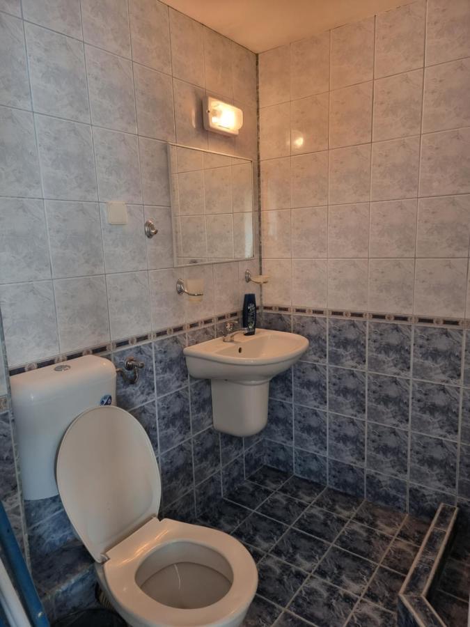 Complex Astra Hotel Pantai Sunny Bagian luar foto